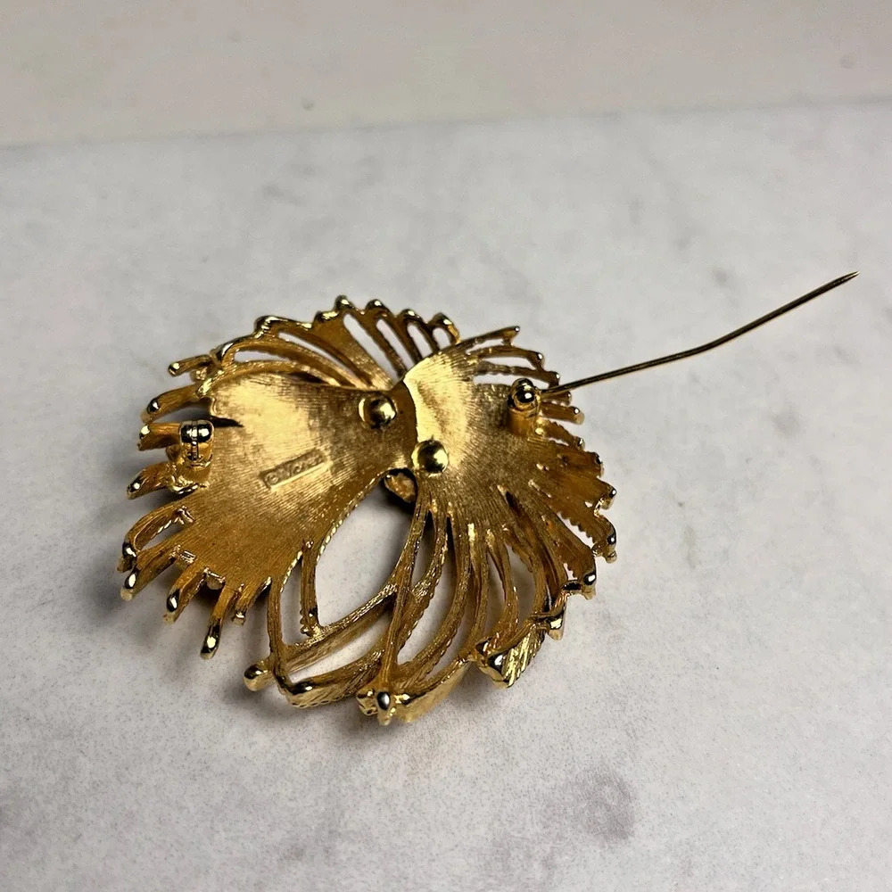 Monet Cordelia Brooch Pin Starburst Fringe Fireworks Gold Tone Vintage 1960s 2